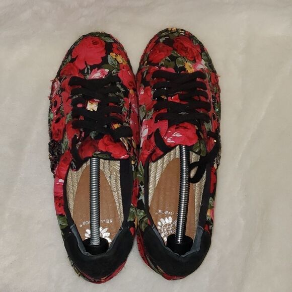 Yellow Box Enchanted floral Sneakers - Picture 5 of 8